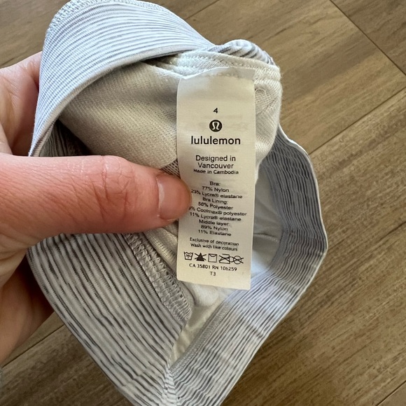 Lululemon Energy Bra - Picture 3 of 4
